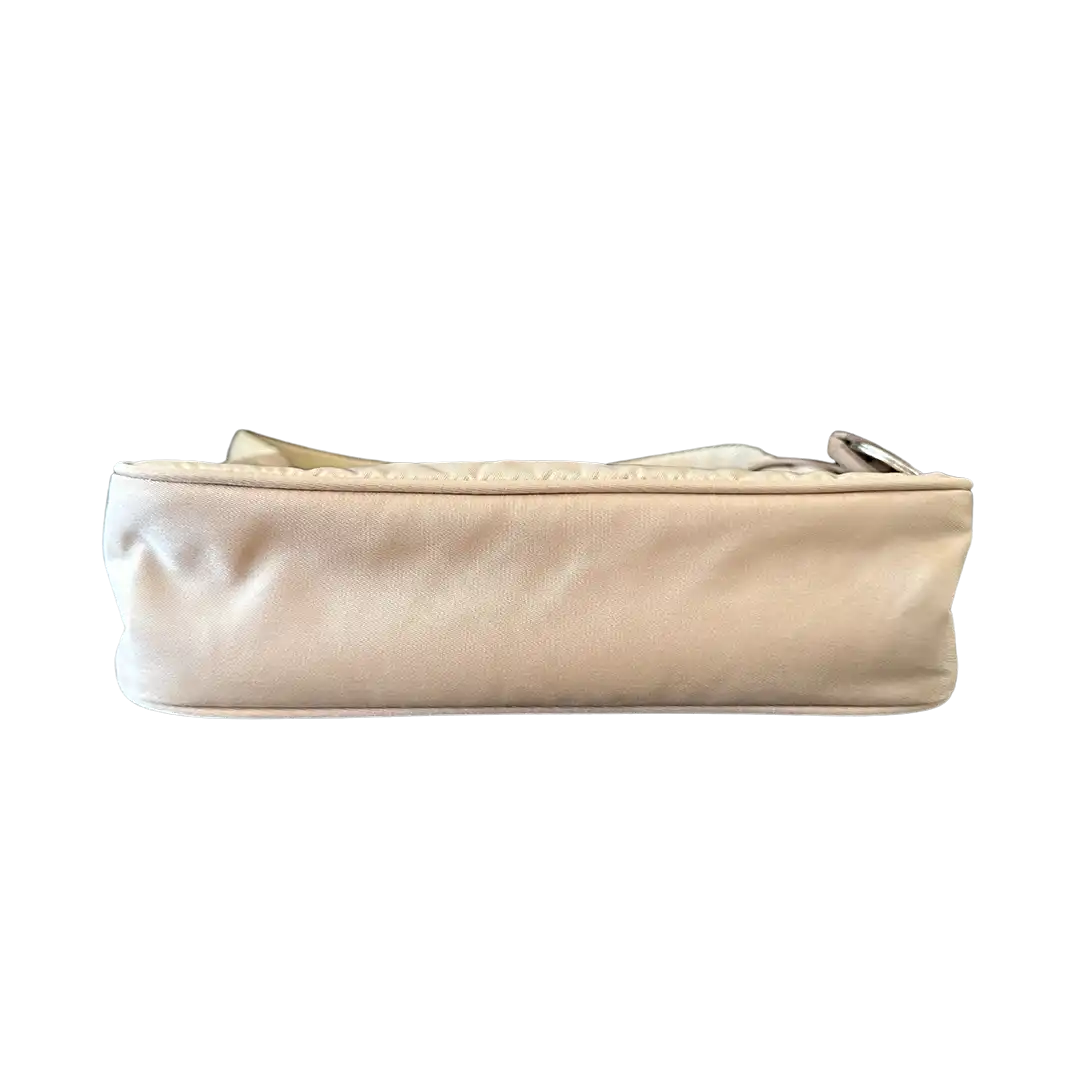 Prada Re-Edition 2000 Mini Bag aus Re-Nylon beige / sehr gut Prada