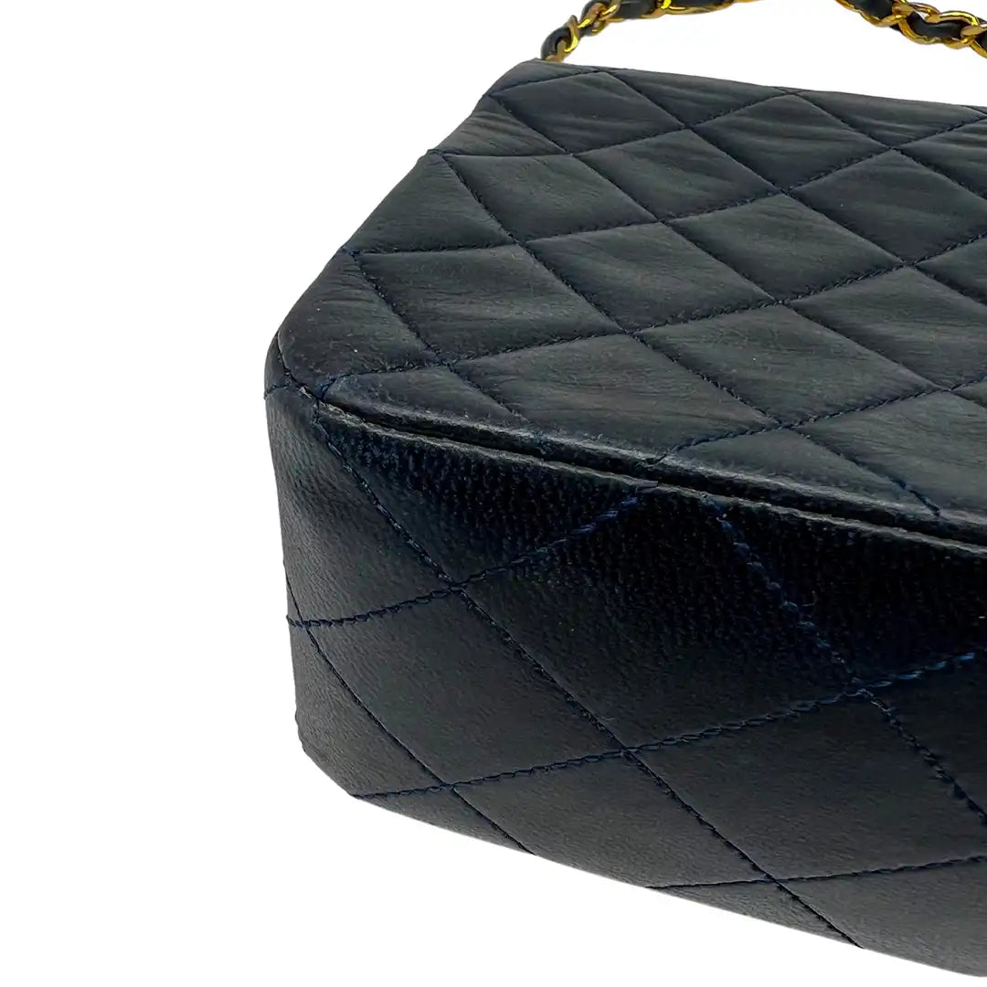 Chanel Timeless Single Flap Small dunkelblaues Lammleder / gut Produkt