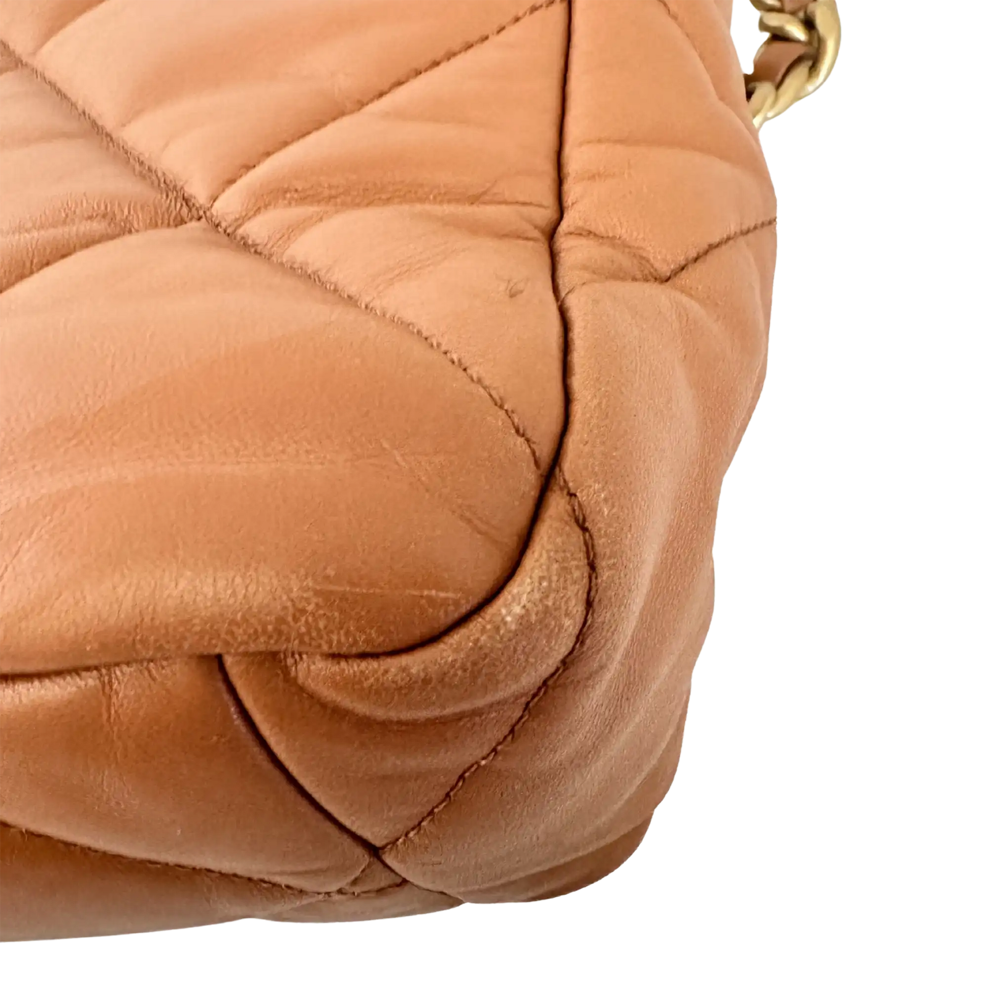 Chanel 19 Flap Bag Medium Tasche glänzendes Lammleder Caramel / sehr gut Chanel