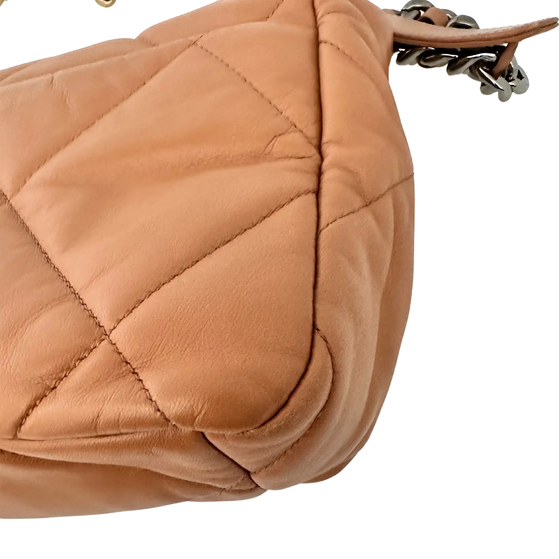 Chanel 19 Flap Bag Medium Tasche glänzendes Lammleder Caramel / sehr gut Chanel