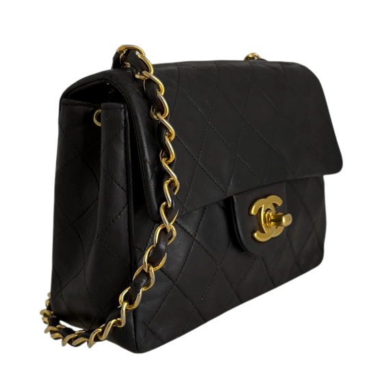 Chanel Timeless Mini Classic Flap schwarz GHW Vintage / gut Chanel