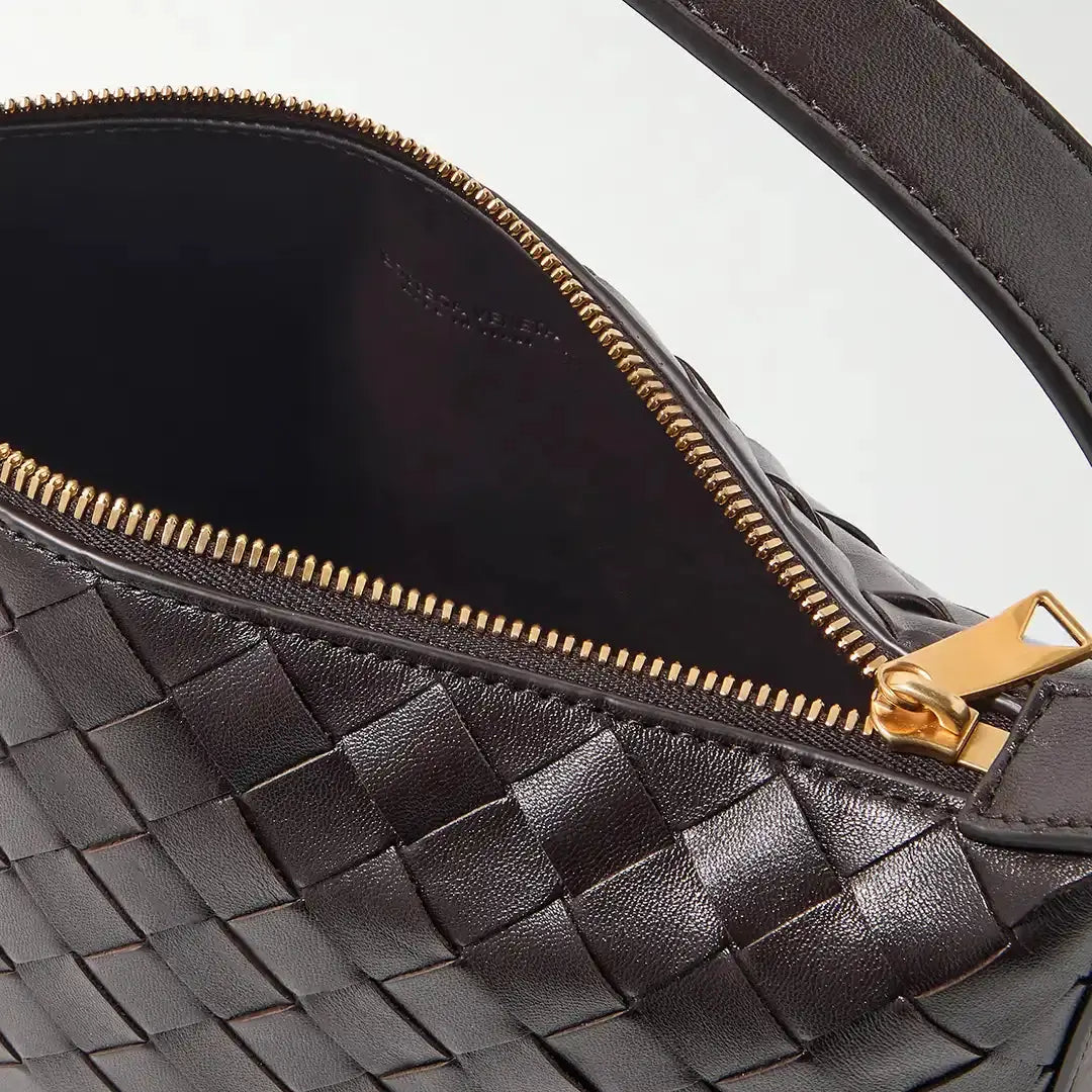Bottega Veneta Mini Wallace Schultertasche aus Intrecciato-Leder braun / neuwertig Bottega Veneta