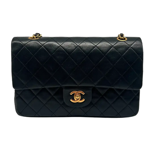 CHANEL 2.55 Double Flap 10" Chain Shoulder Bag schwarzes Lammleder / gut Chanel