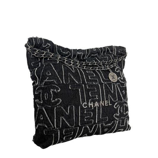 Chanel 22 mittelgroße Hobobag aus Denim Schwarz silberne Hardware / neuwertig Chanel