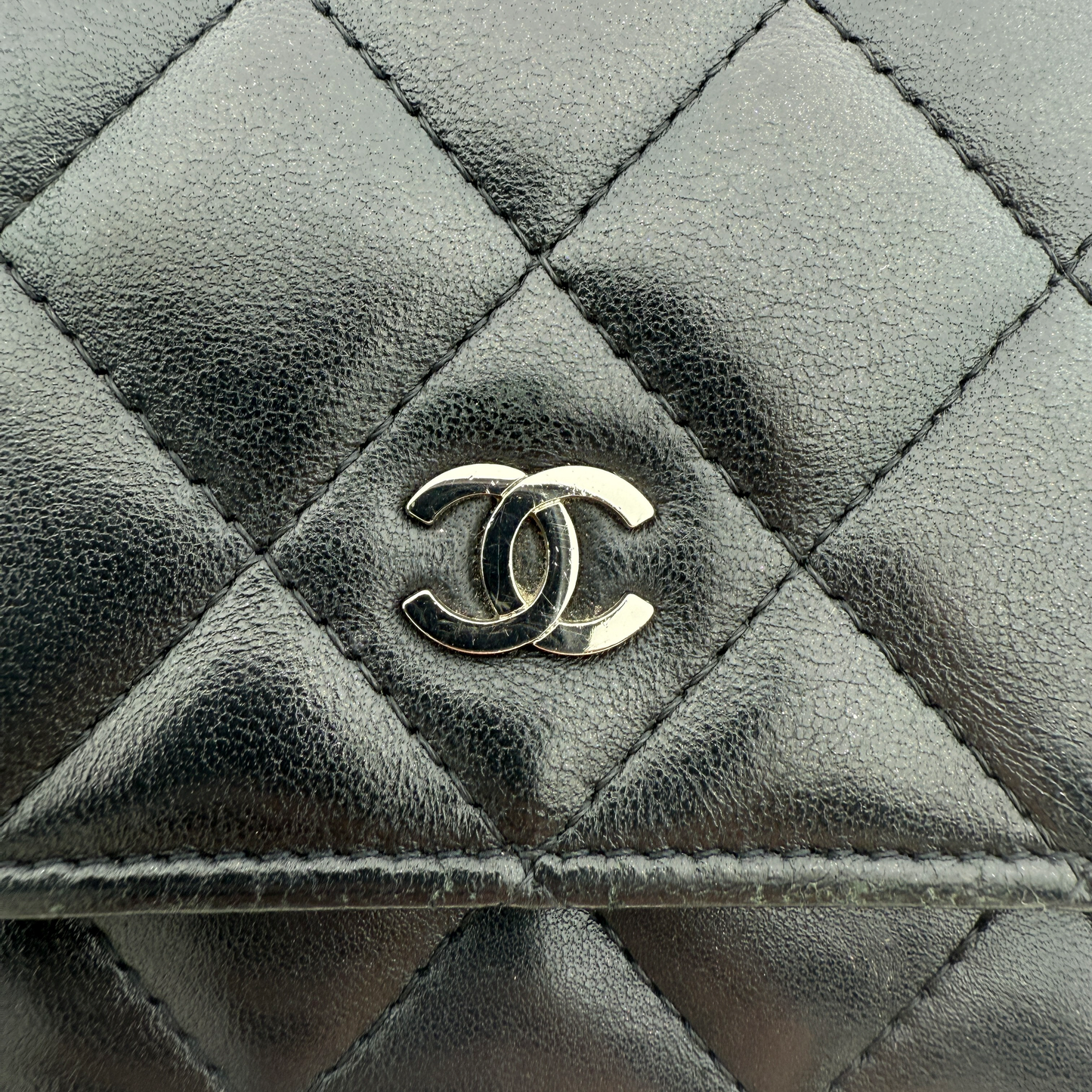 Chanel Wallet on Chain Bag Lammleder Schwarz silberne Hardware / sehr gut Chanel