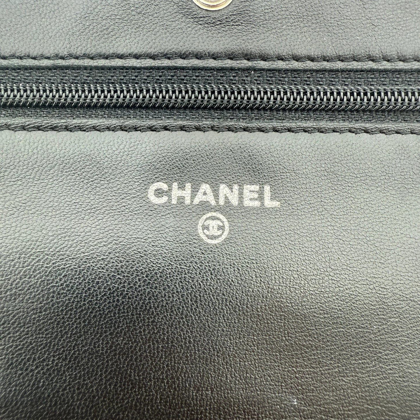 Chanel Wallet on Chain Bag Lammleder Schwarz silberne Hardware / sehr gut Chanel
