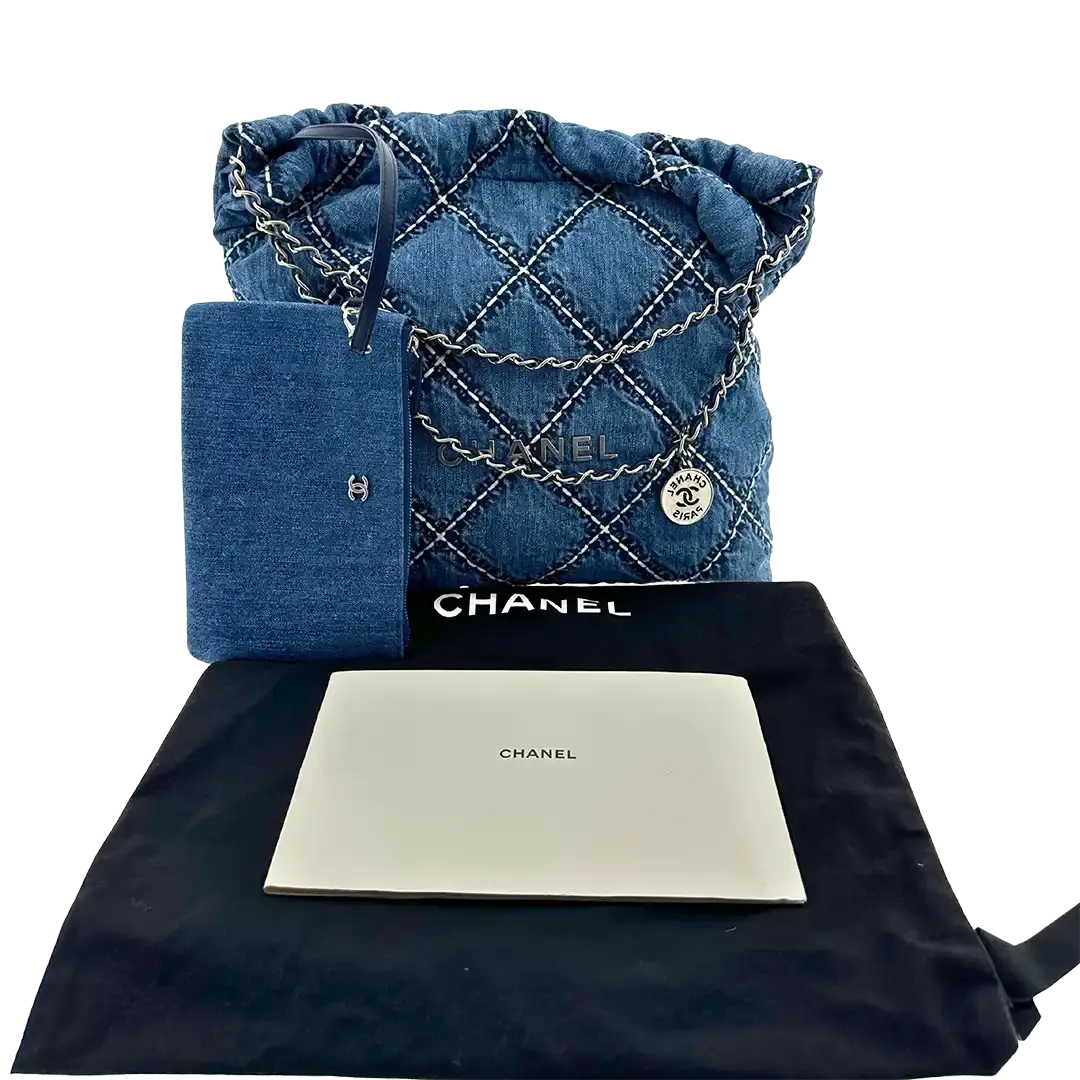 Chanel 22 mittelgoße Hobobag Denim 2022 / sehr gut Chanel