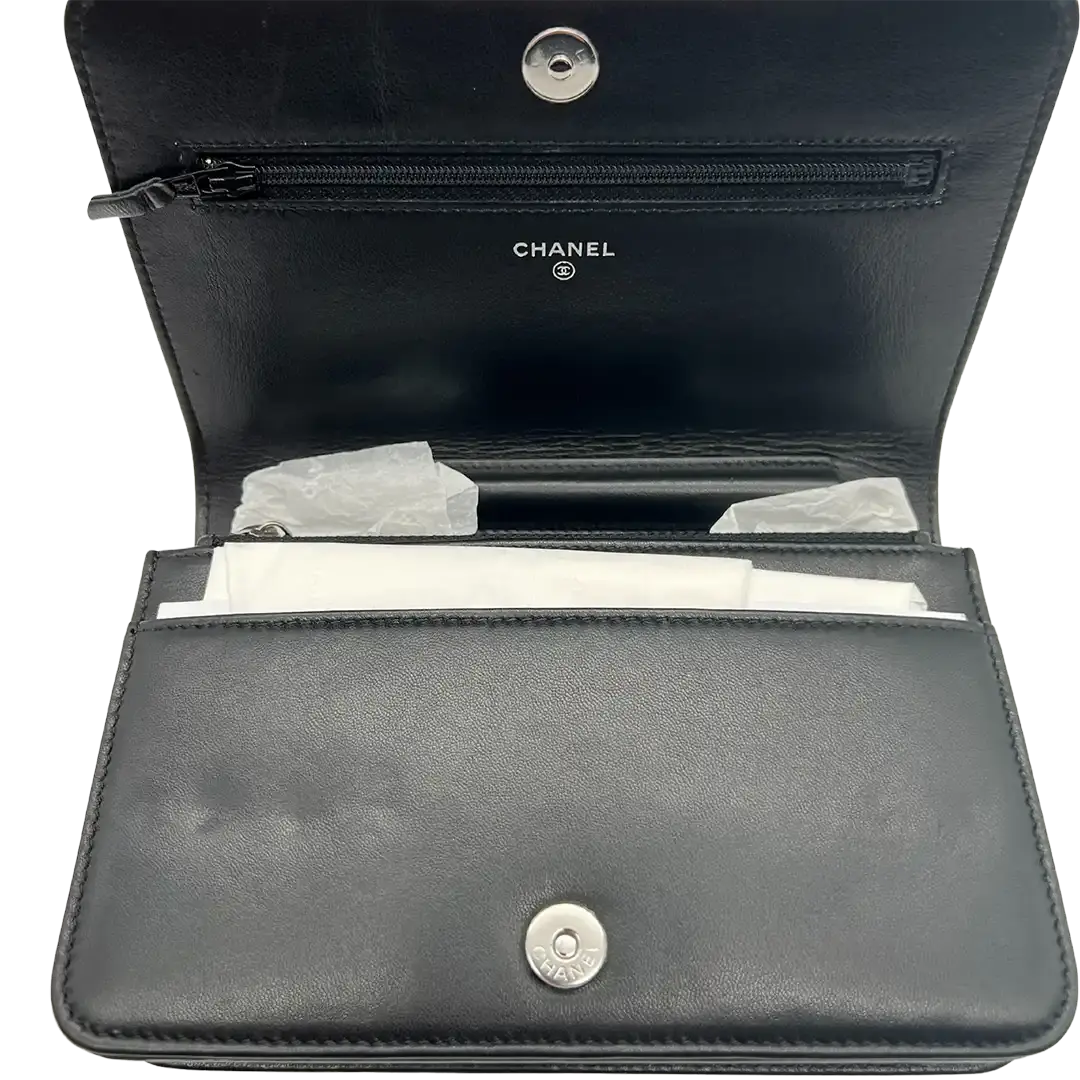 Chanel Boy Strass Wallet On Chain WOC Kalbsleder schwarz / ungetragen Chanel