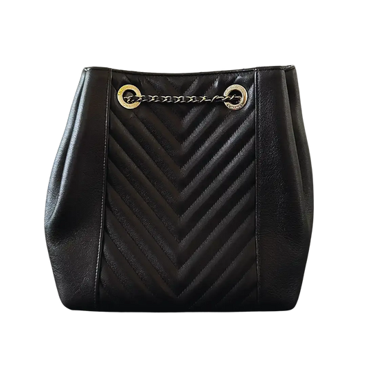 Chanel Bucket Bag Drawstring Chevron Kalbsleder / sehr gut Chanel