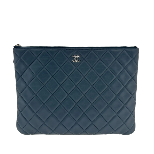 Chanel Coco Mark Pouch Matelasse Clutch dunkelblau / sehr gut Chanel