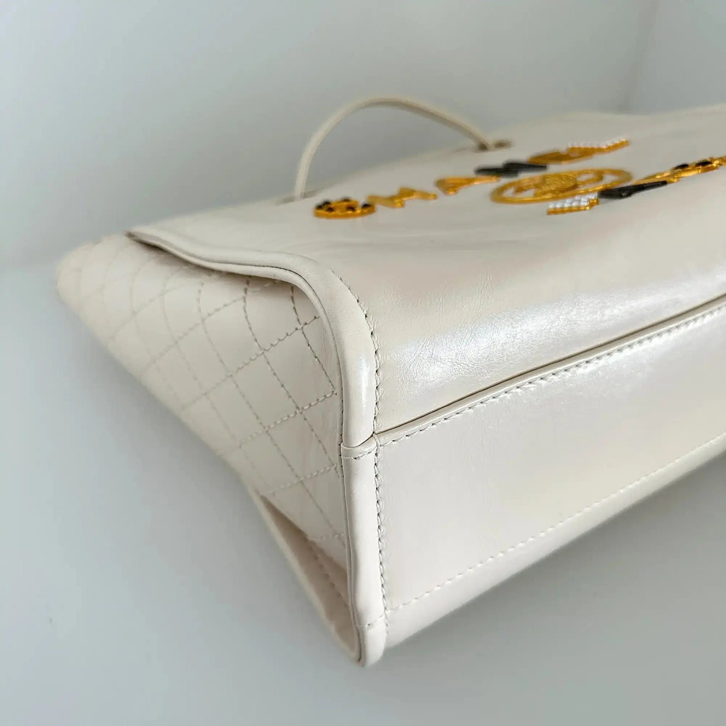 Chanel Deauville Charms Small aged Calfskin 2021 / sehr gut Chanel