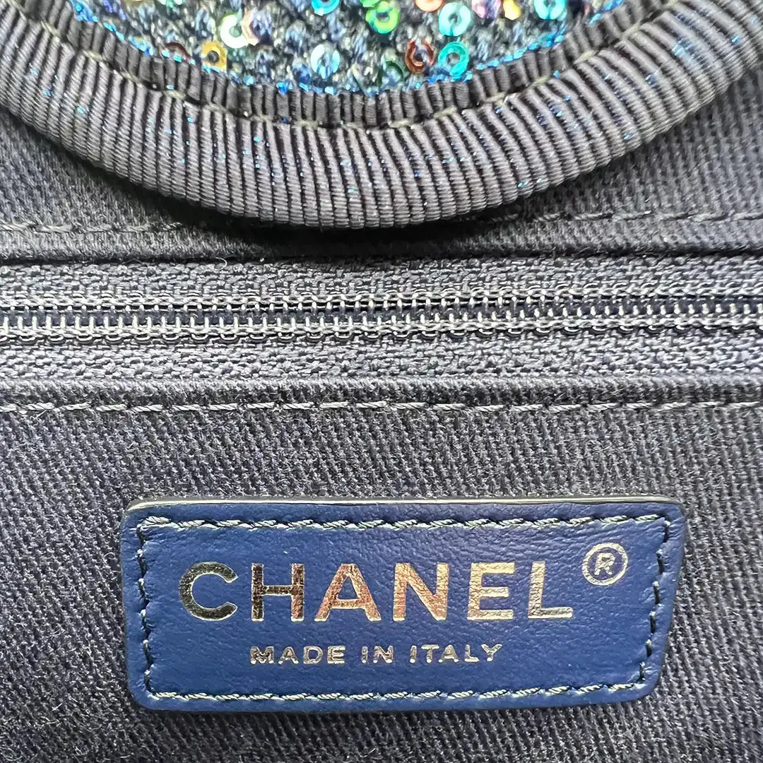 Chanel Deauville Pailetten blau  made in label