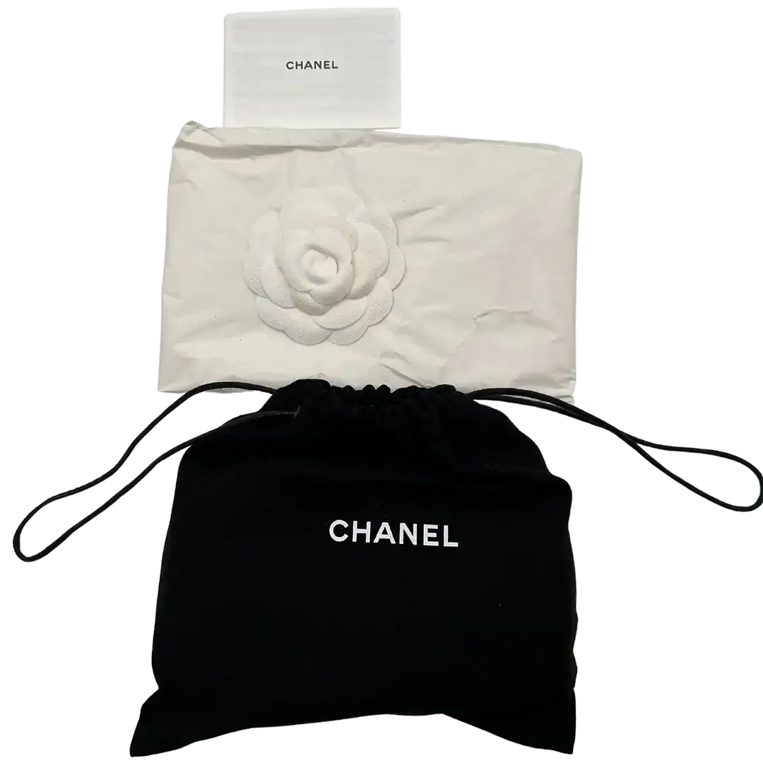 Chanel Kosmetiktasche CC Schnalle Leder / neu Chanel