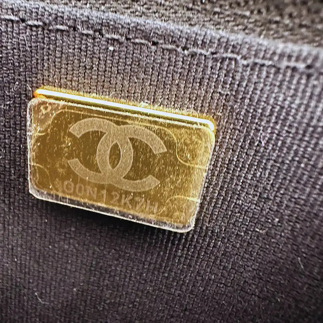 Chanel limited Wallet on Chain Pearl Top Handle glänzendes Lammleder / sehr gut Chanel