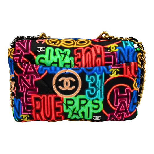 Chanel 19 große Tasche Flap Bag Stoff mehrfarbig Neon Graffiti / sehr gut Chanel