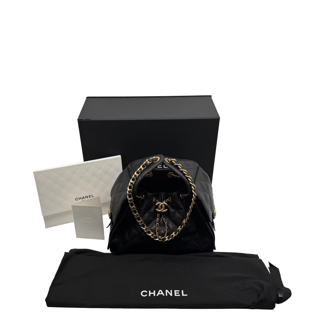 Chanel 25 Kleine Tasche Kaviarleder Schwarz Hardware Gold gealtert
