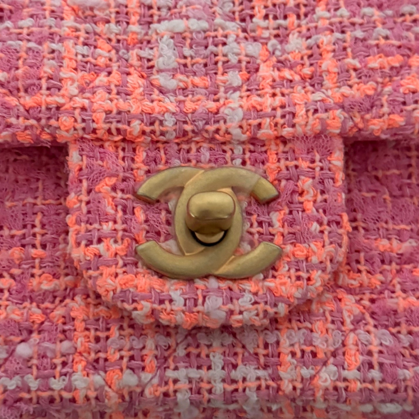 Chanel Bouclé Single Flap Bag Pink / neuwertig Chanel