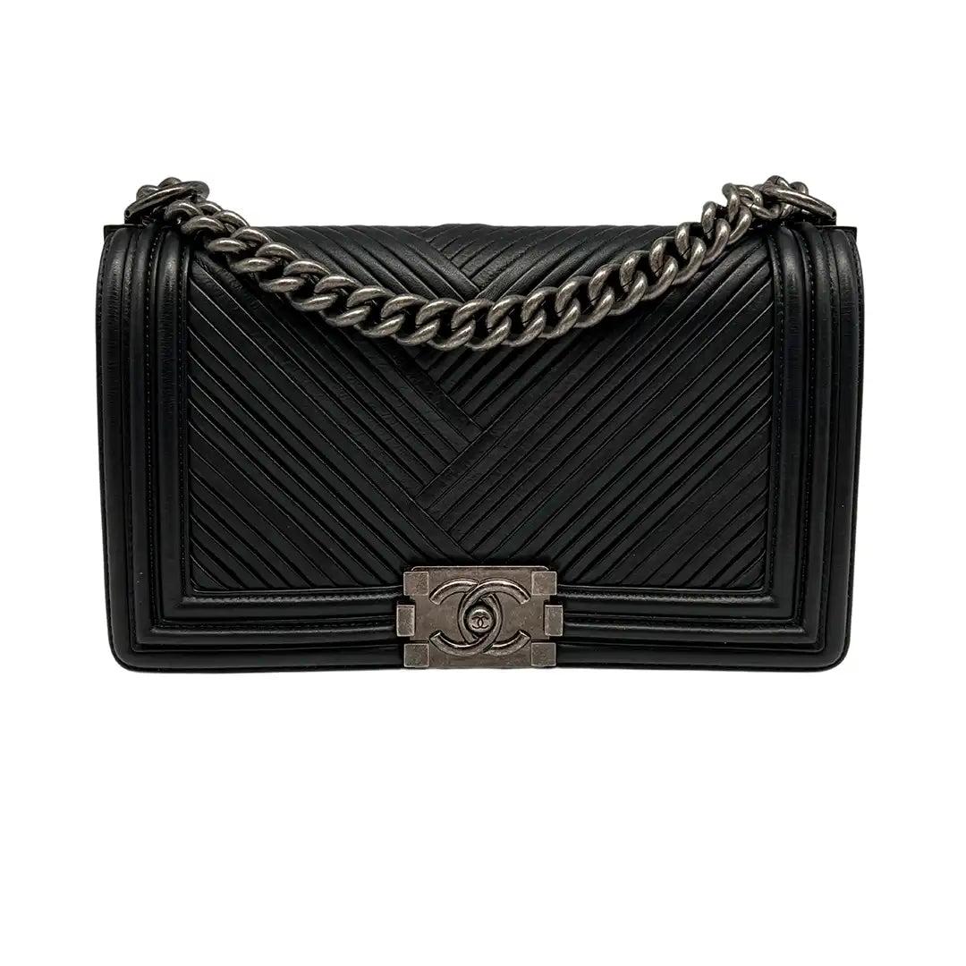 Chanel Boy Bag mittelgroB Kalbsleder schwarz limitiert Fullset neuwertig