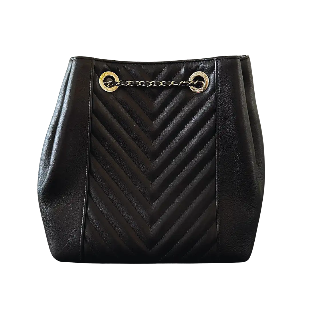 Chanel Bucket Bag Drawstring Chevron Kalbsleder / sehr gut Chanel