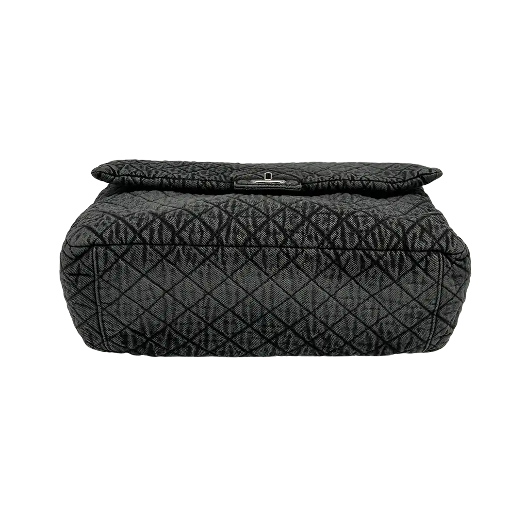 Chanel Timeless XXL Washed Denim limitierte Sammleredition / neuwertig Chanel