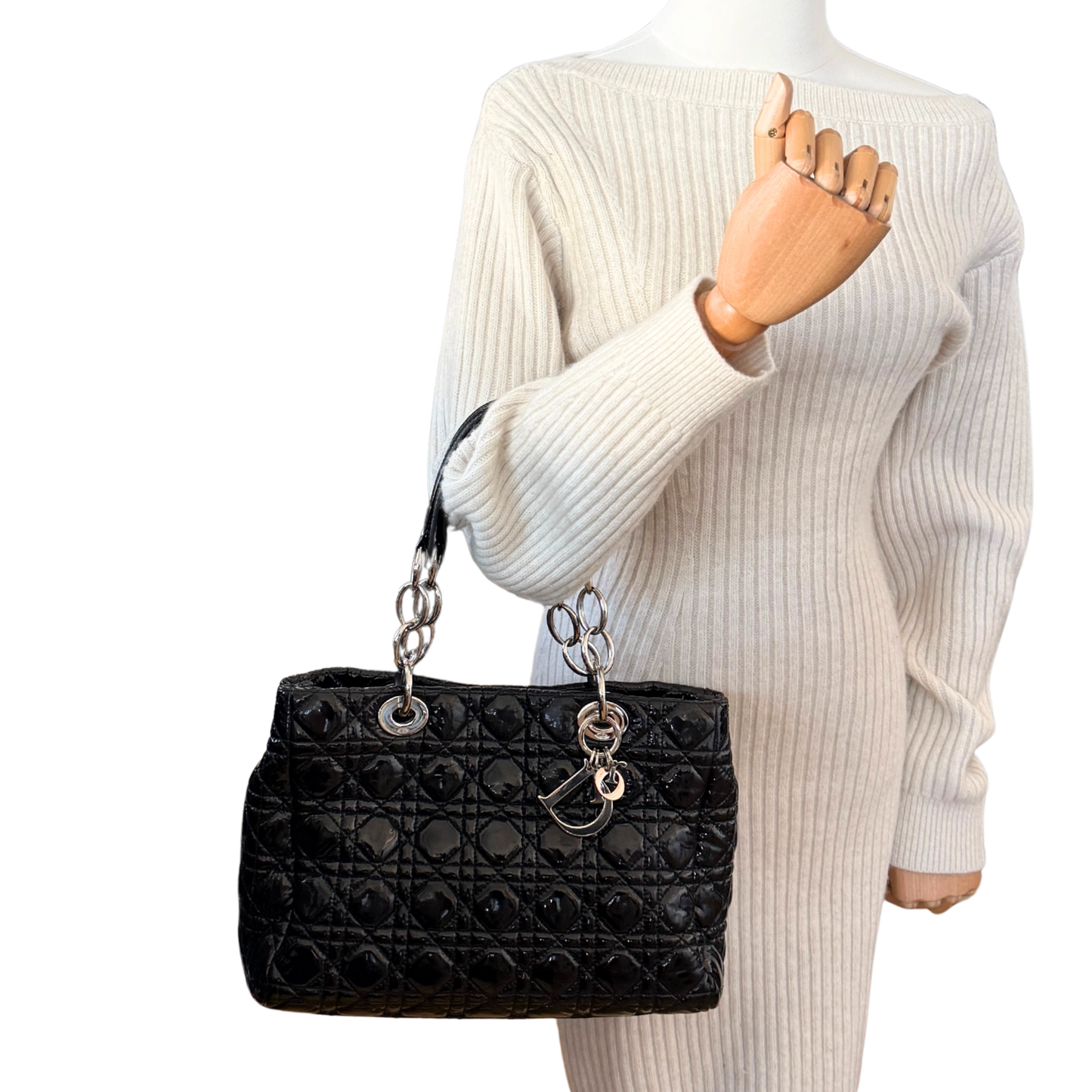 Christian Dior Soft Lady Dior Shopper Cannage Lackleder Schwarz / gut Dior