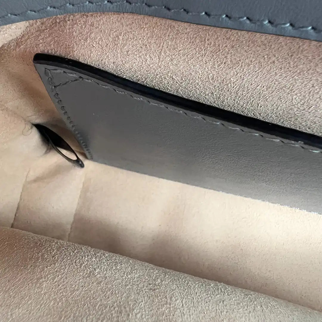 Gucci Aria Marmont Mini Grau QR Code