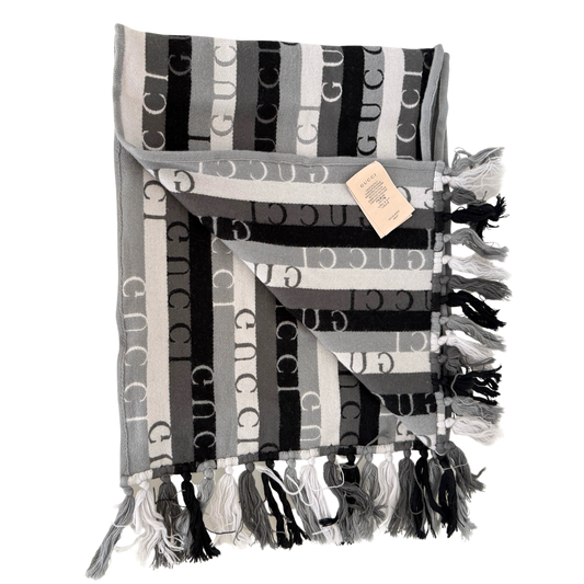 Gucci Gestreifter Schal aus Wolle Grau / neuwertig Gucci