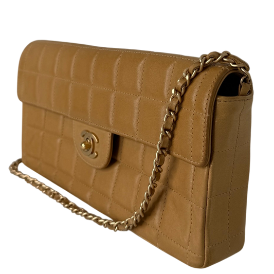 Chanel Chocolate Bar Bag Lammleder braun / sehr gut Chanel
