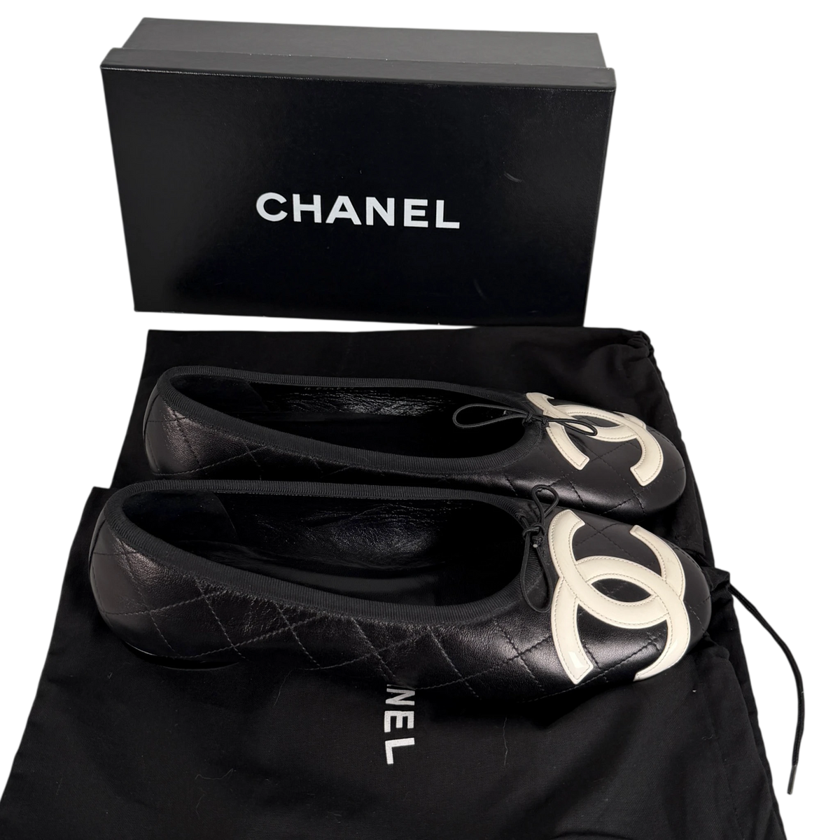 Chanel Cambon Ballerinas Lammleder Schwarz Weiß CC Größe 41