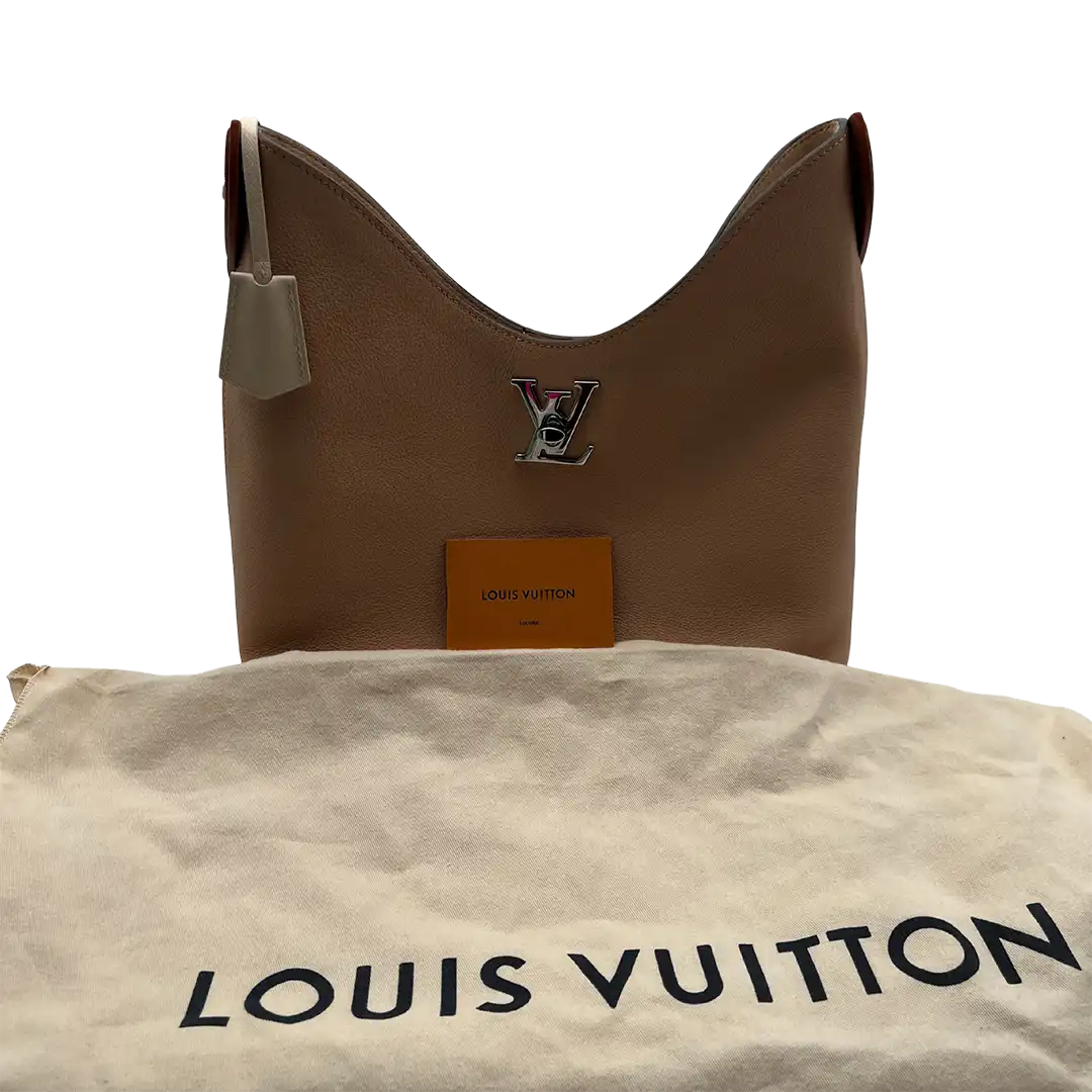 Louis Vuitton Lockme Hobo Leder Schultertasche beige M44330 / neuwertig Louis Vuitton