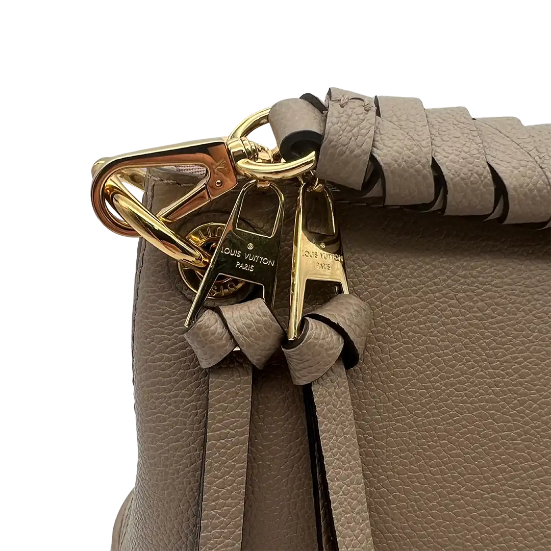 Louis Vuitton Maida Hobo Tourterelle Hardware Detail