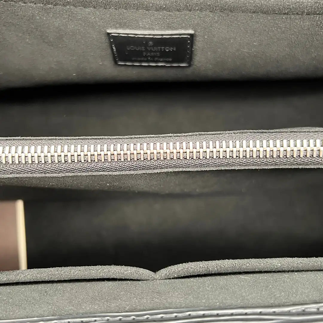 Louis Vuitton Marly Epi Leder innen