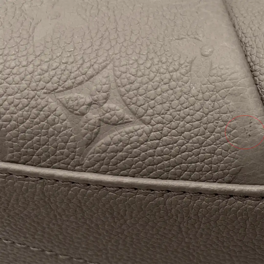Louis Vuitton V Tote MM Monogram Tourterelle Empreinte Leder grau / neuwertig Louis Vuitton