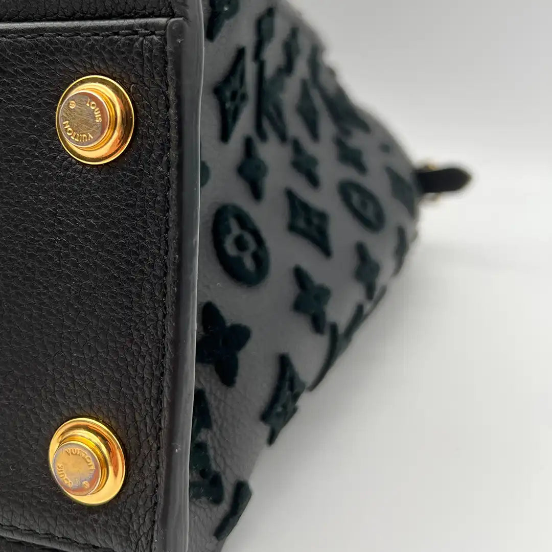 Louis Vuitton On My Side Autres High End Handtasche M53826 Leder schwarz / gut Louis Vuitton