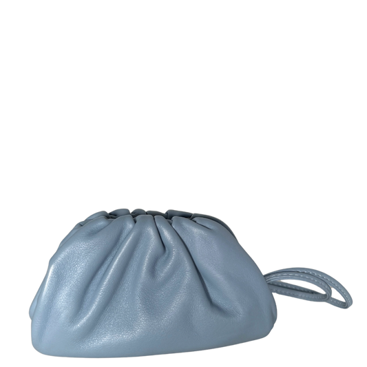 Bottega Veneta Micro Pouch Clutch Hellblau / neuwertig Bottega Veneta