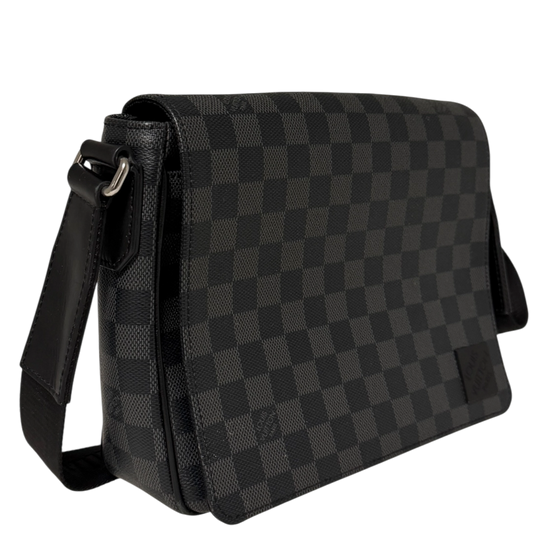 Louis VuittonDistrict PM Messenger Tasche grau N42710 / sehr gut Louis Vuitton