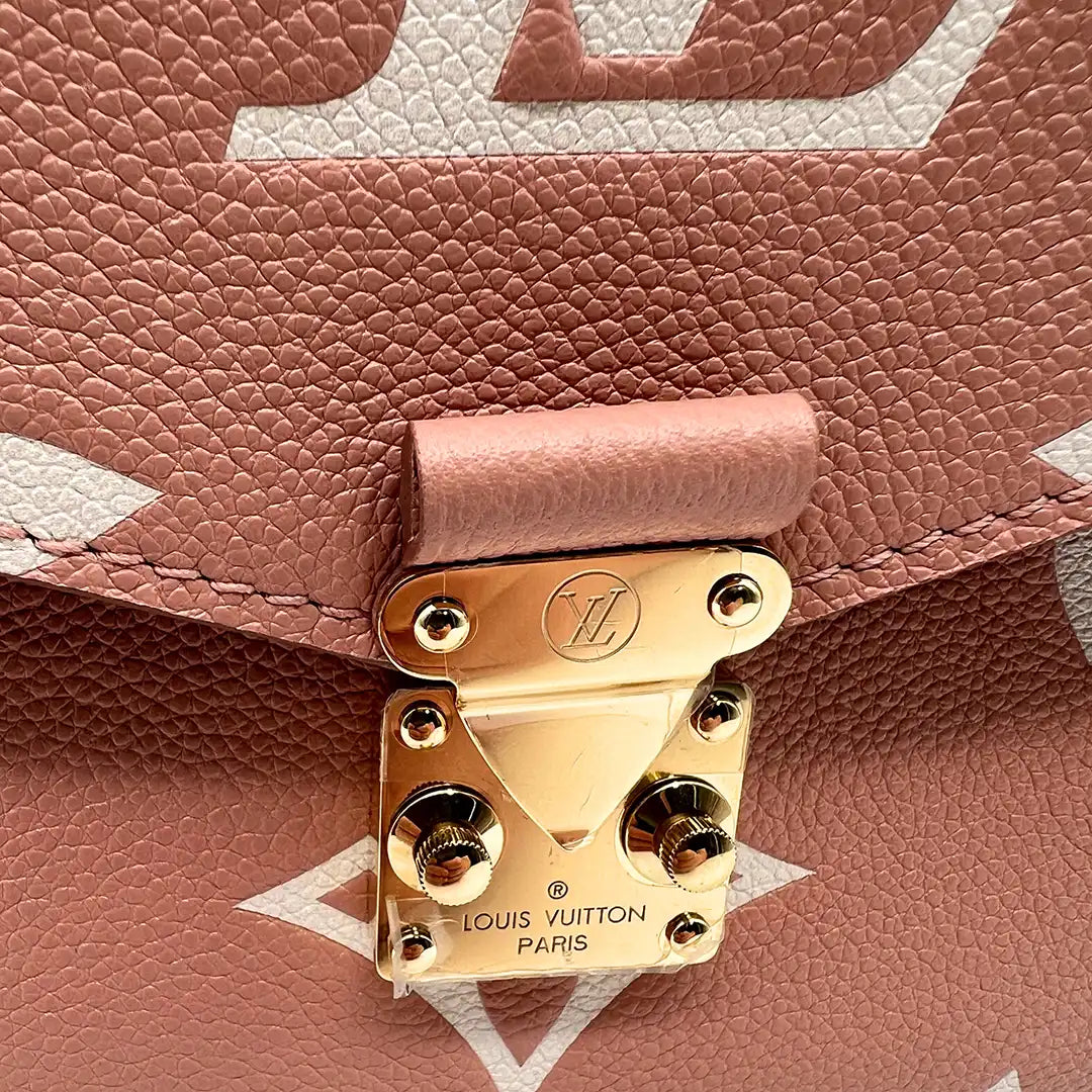 Pochette Metis Rose Trianon Hardware