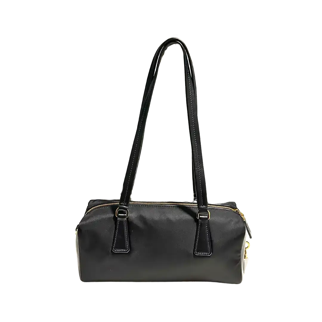 Prada mittelgroße Henkeltasche aus Re-Nylon und Leder / ungetragen Prada