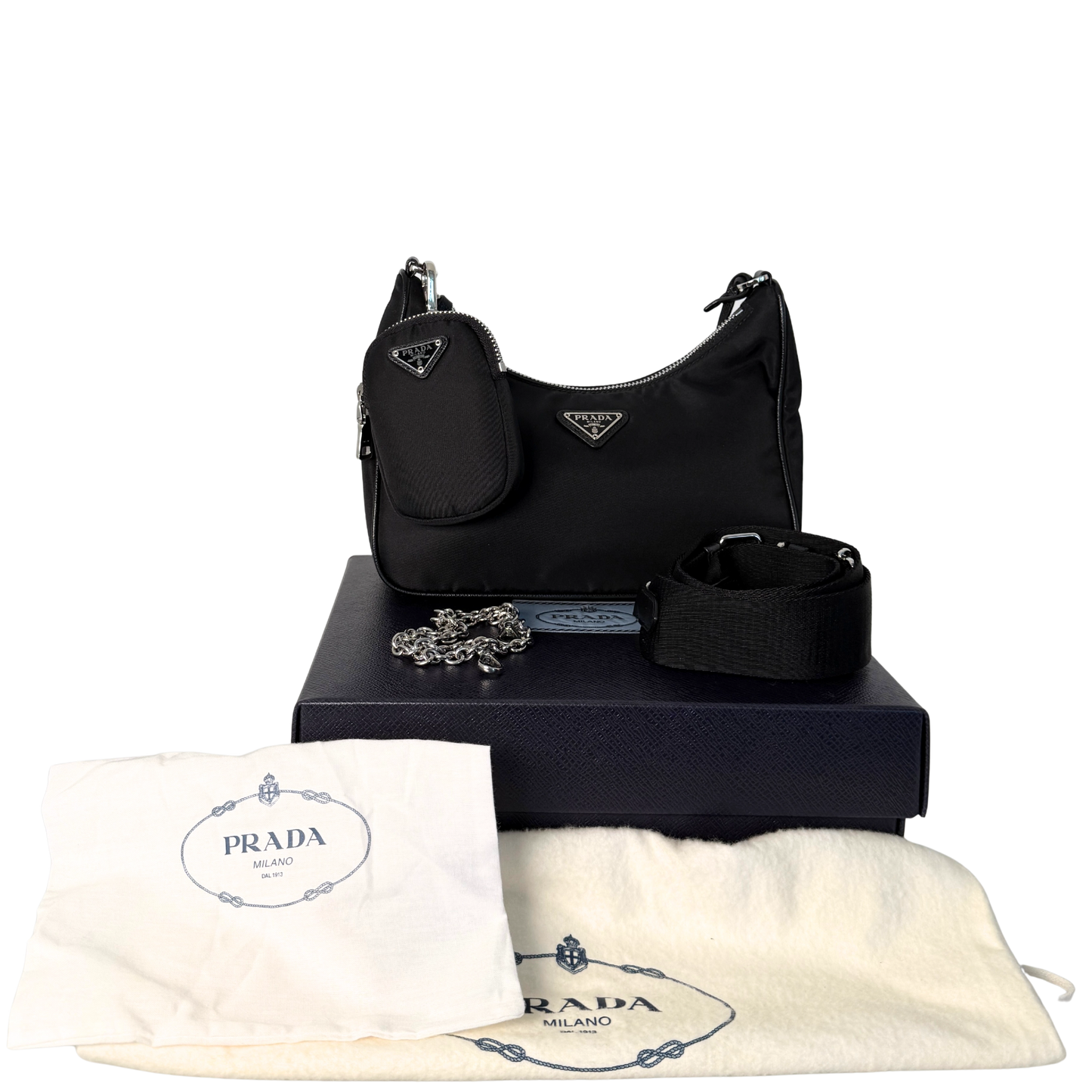 Prada Re-Edition 2005 aus Re-Nylon Schwarz / neuwertig Prada