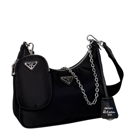 Prada Re-Edition 2005 aus Re-Nylon Schwarz / neuwertig Prada