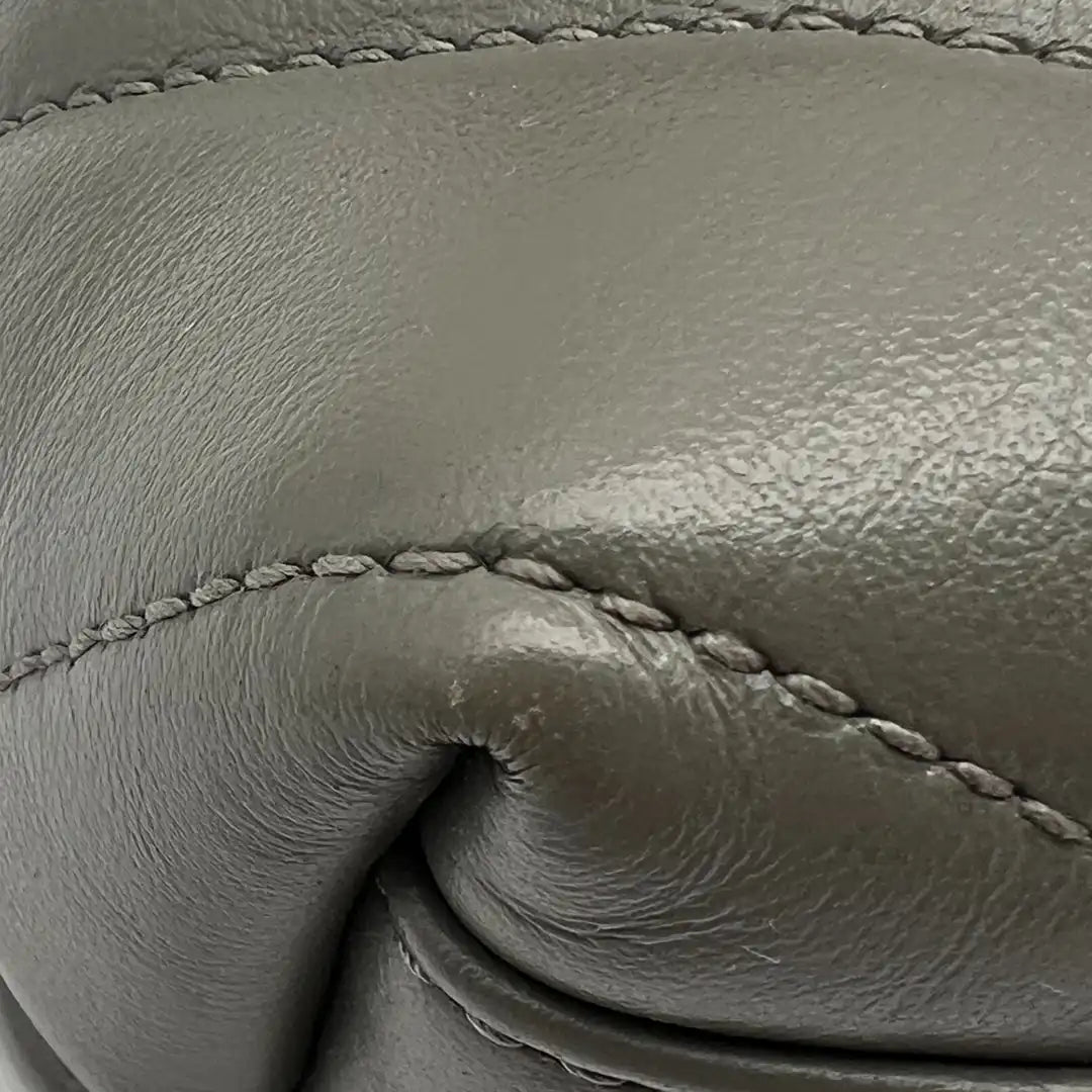 Saint Laurent YSL LouLou Toy Leder grau khaki /sehr gut Saint Laurent