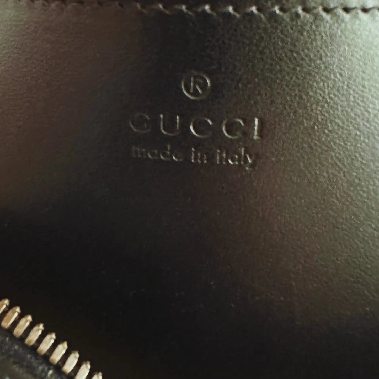 Gucci GG Marmont schwarz Leder Small / neuwertig Gucci