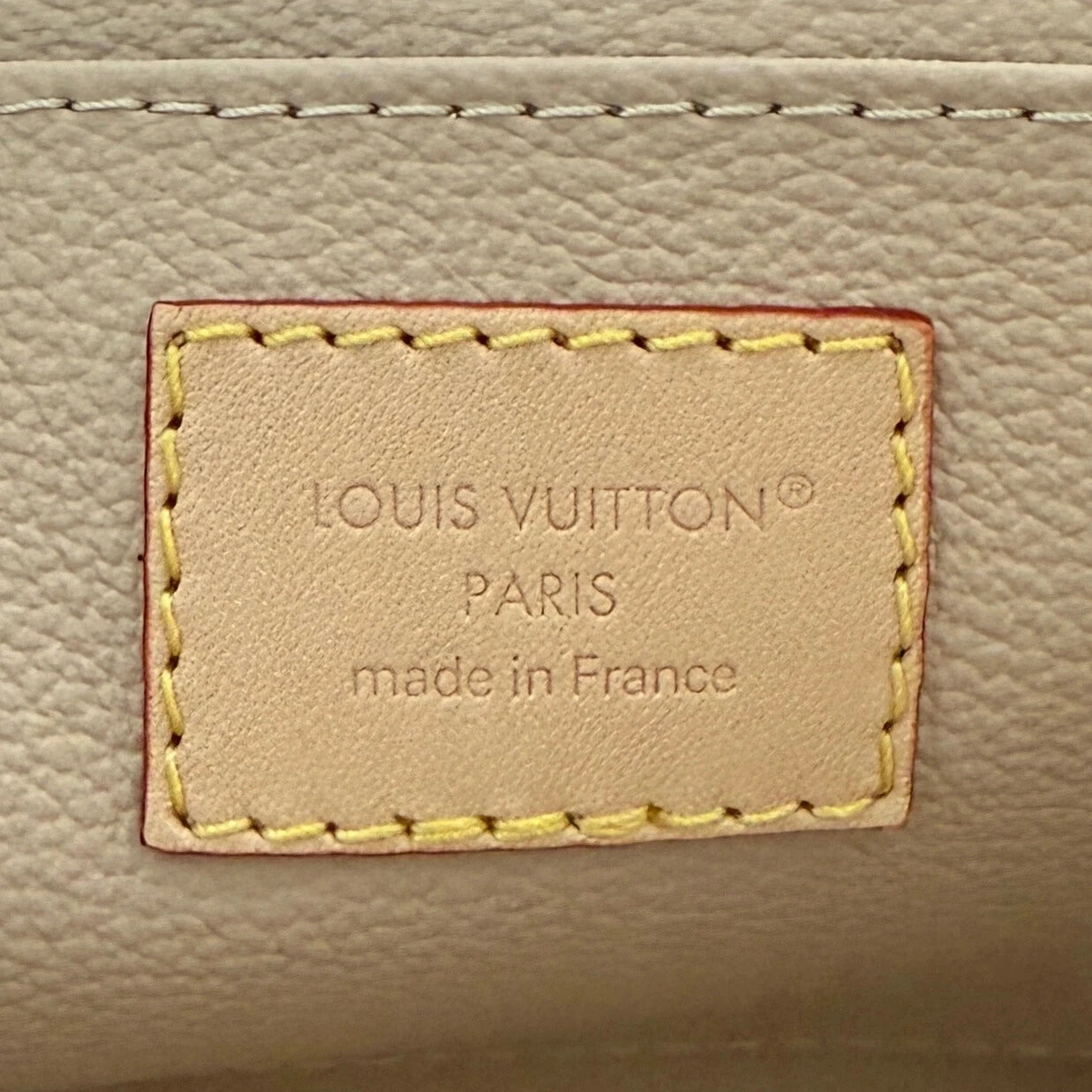 Louis Vuitton Cosmetic Pouch MM M46579 Braun / neuwertig Louis Vuitton