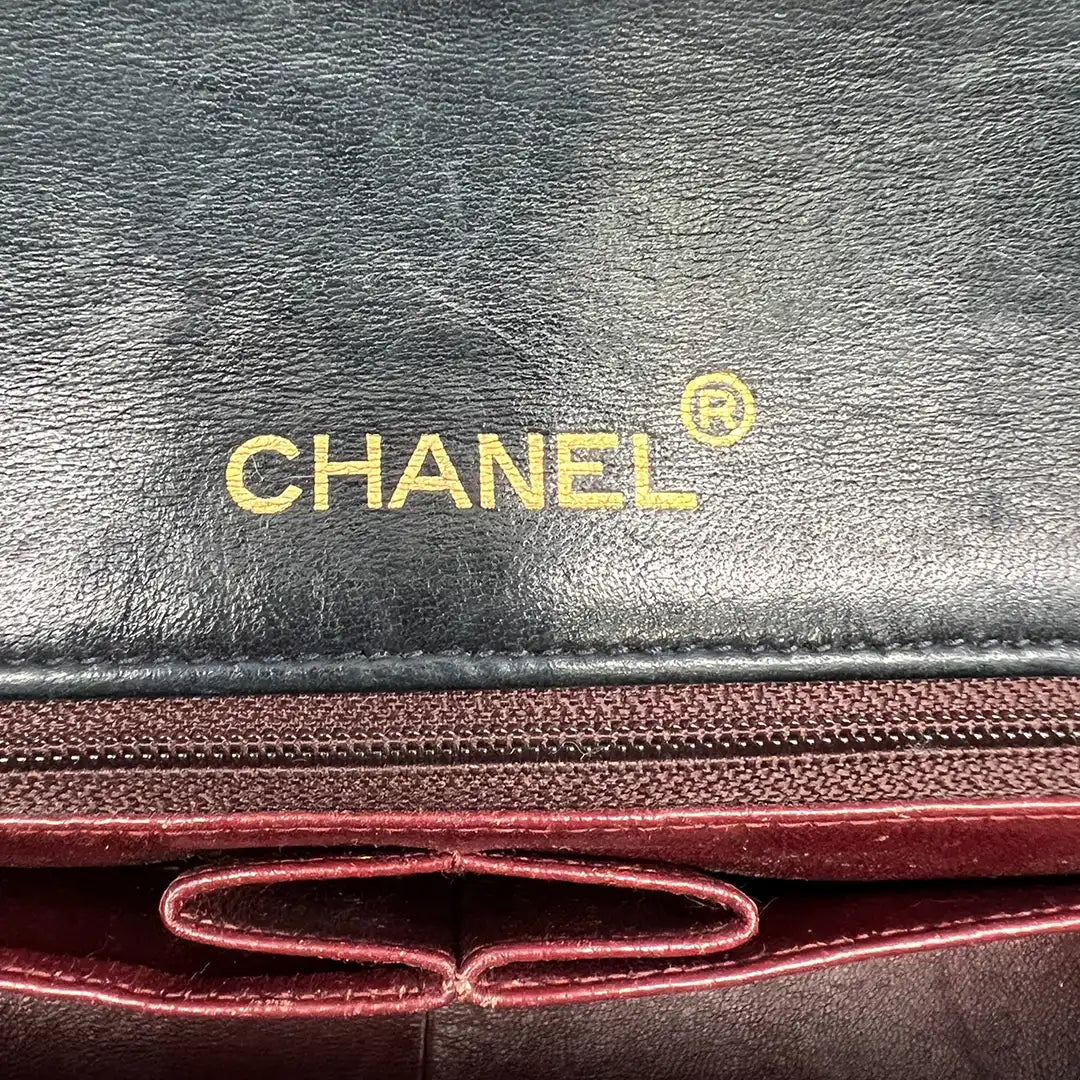 Chanel Timeless Single Flap Small dunkelblaues Lammleder / gut Produkt