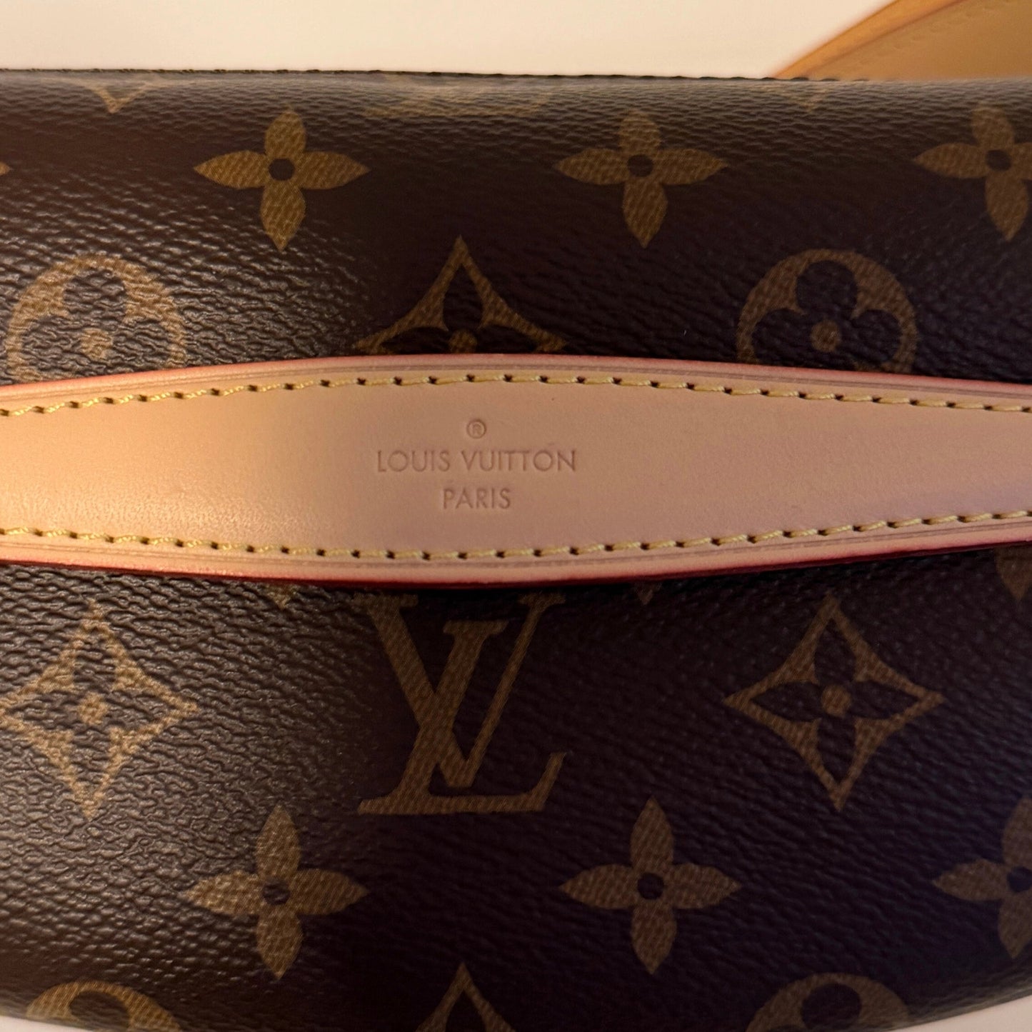 Louis Vuitton Bumbag Monogram Canvas M43644 Braun / neuwertig Louis Vuitton
