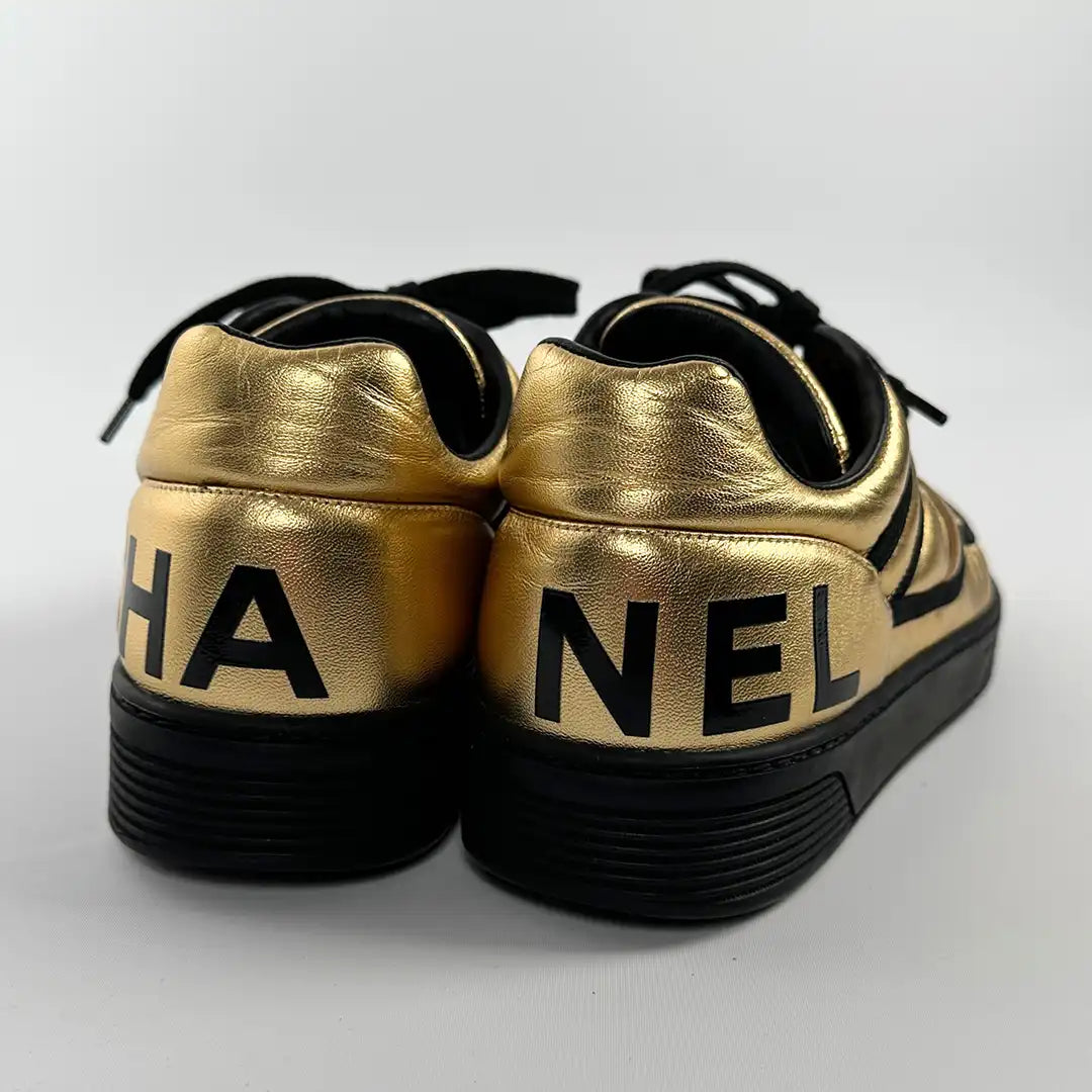 Chanel Low Trainer Sneaker Gold 39,5 EU / ungetragen Chanel