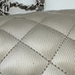 Chanel Timeless Maxi Double Flap Bag Champagner geprägtes Leder mit Iridescent-Finish selten / neuwertig Chanel