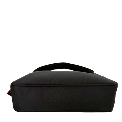 Prada Re-Edition 2000 Mini Bag aus Re-Nylon schwarz Fullset / neuwertig Prada