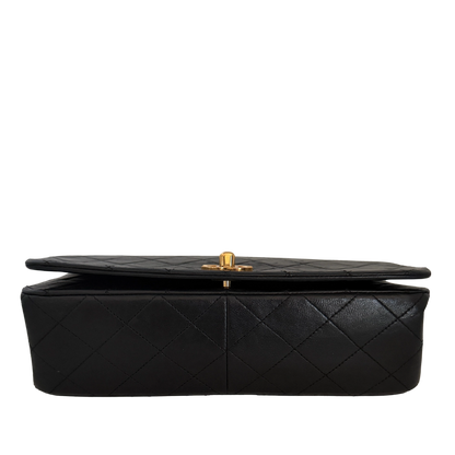 Chanel Timeless Single Flap Small Lammleder Schwarz / gut Chanel