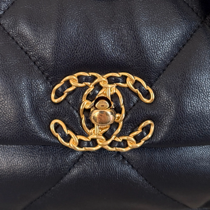 Chanel 19 Flap Bag Small Tasche Lammleder Navy Fullset / neuwertig